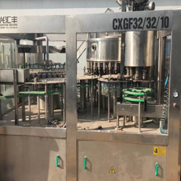 二手飲料灌裝機(jī)