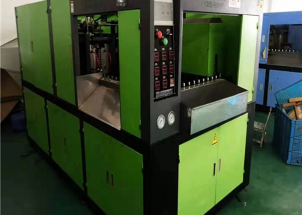 二手飲料吹瓶機(jī)