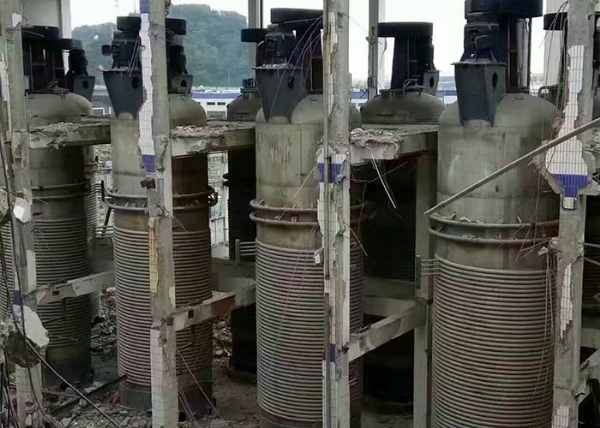 二手80噸生物發(fā)酵罐